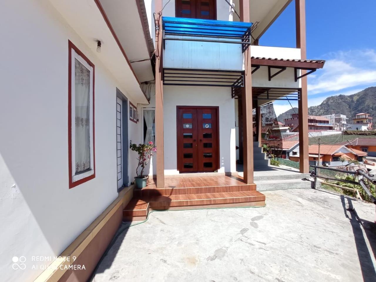 Bromo Deddy Homestay الغرفة الصورة